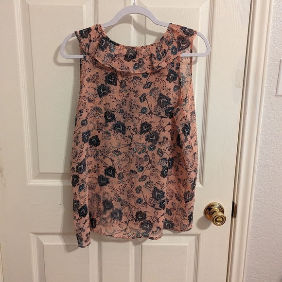 ✨3/$15✨ No Boundaries Women's Top - Picture 3 of 5